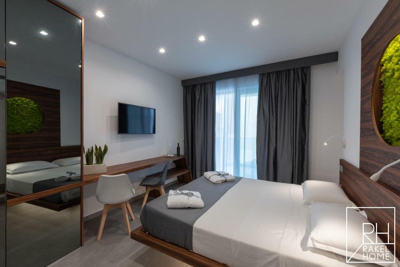 B&B Rakel Home Milazzo Bagian luar foto