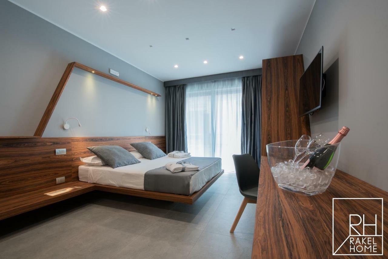 B&B Rakel Home Milazzo Bagian luar foto
